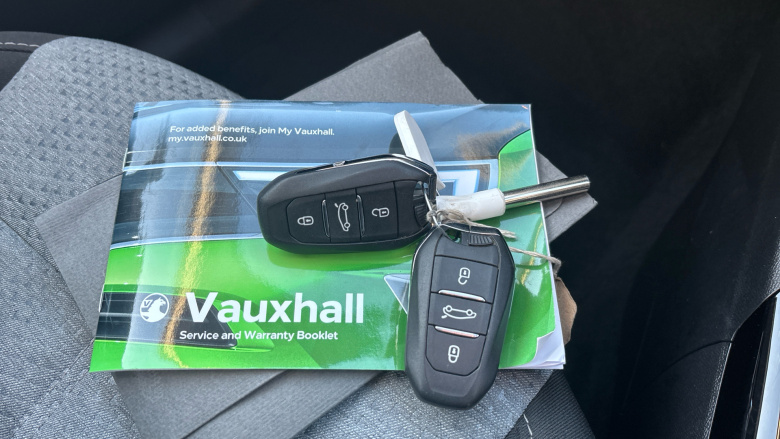 Vauxhall Corsa 1.2 Design 5dr Petrol Hatchback